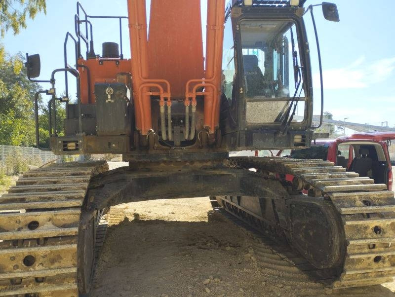 Hitachi ZX 690 LCH-7 - Гусеничный экскаватор: фото 3 Hitachi ZX 690 LCH-7 - Гусеничный экскаватор: фото 3