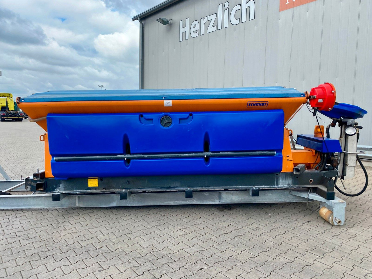 Schmidt Salzstreuer 4m³|Stratos S40-36* + Rahmen - Разбрасыватель песка/ Соли: фото 3 Schmidt Salzstreuer 4m³|Stratos S40-36* + Rahmen - Разбрасыватель песка/ Соли: фото 3