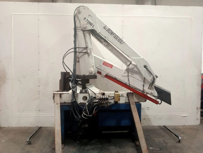 Grúa Bonfiglioli P.7200L - Кран-манипулятор для Грузовиков: фото 2 Grúa Bonfiglioli P.7200L - Кран-манипулятор для Грузовиков: фото 2