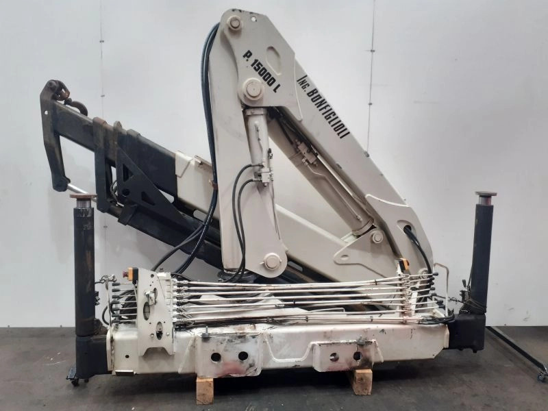 Grúa Bonfiglioli P15000L - Кран-манипулятор для Грузовиков: фото 5 Grúa Bonfiglioli P15000L - Кран-манипулятор для Грузовиков: фото 5