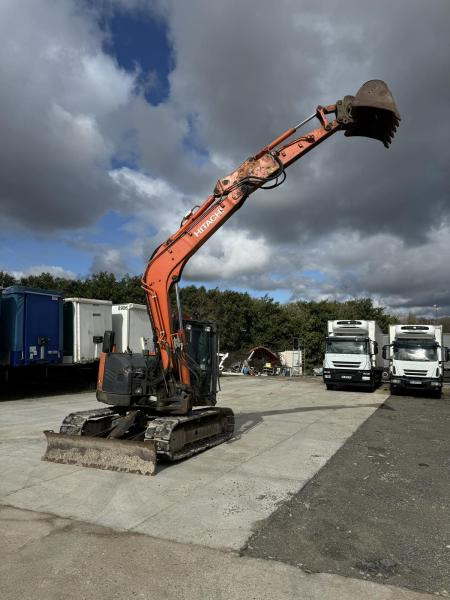 Hitachi ZX85USB-5A - Гусеничный экскаватор: фото 3 Hitachi ZX85USB-5A - Гусеничный экскаватор: фото 3