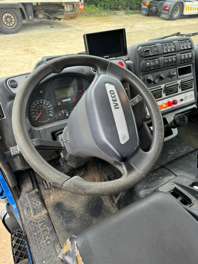 Грузовик с подъемником Iveco Eurocargo 100E19: фото 10