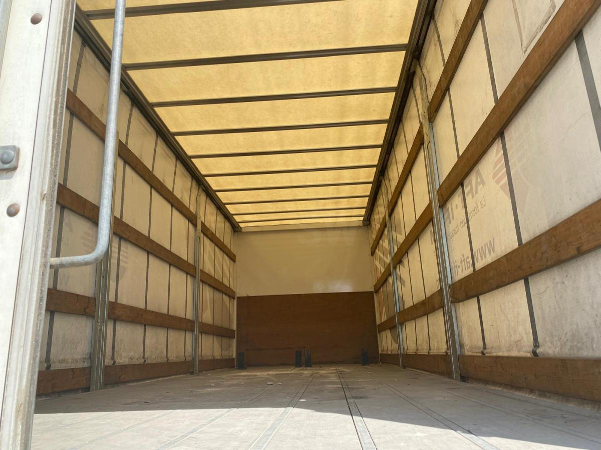 MAN TGX 18.360 - Тентованный грузовик: фото 2 MAN TGX 18.360 - Тентованный грузовик: фото 2