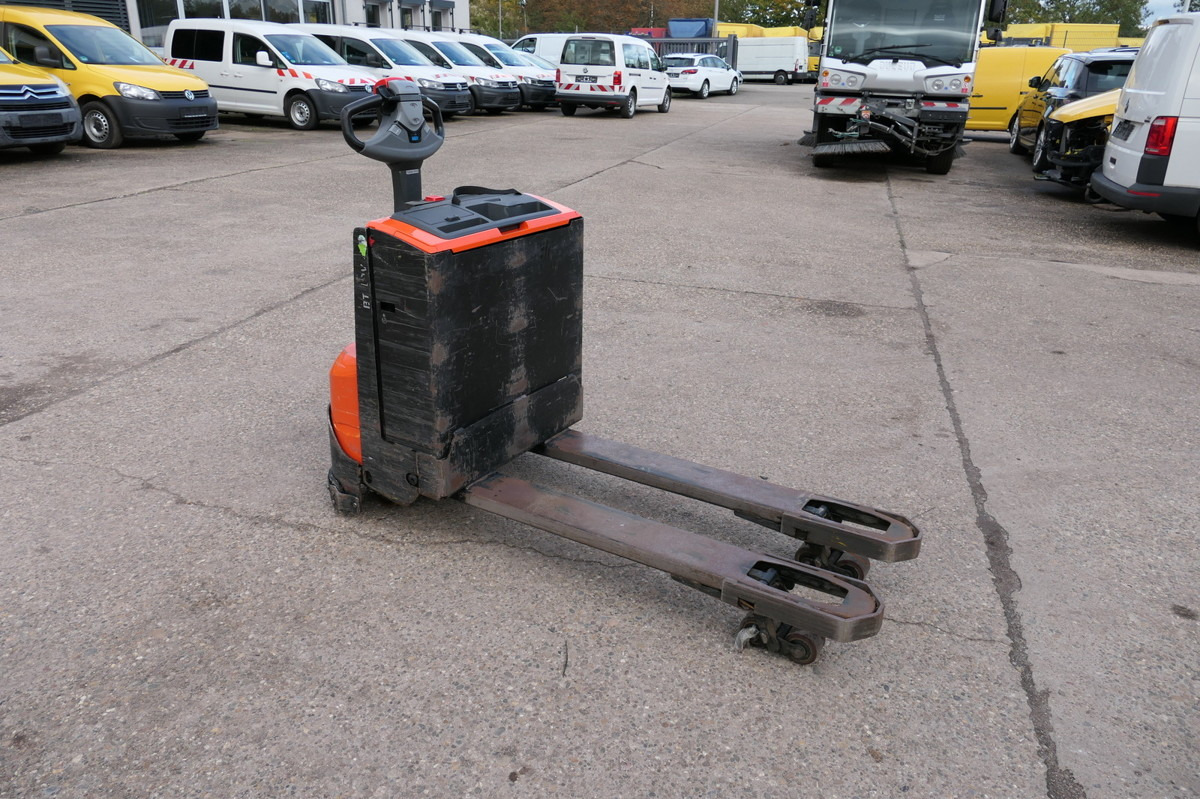 BT LWE 160 Batterie 46/2024 - Тележка: фото 2 BT LWE 160 Batterie 46/2024 - Тележка: фото 2