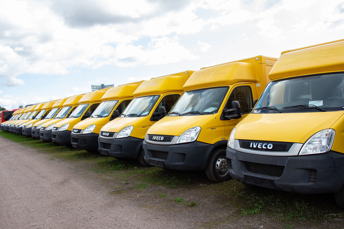 IVECO Daily 35 S11 C30C AUTOMATIK KAMERA MAXI Regale D - Фургон с закрытым кузовом: фото 1 IVECO Daily 35 S11 C30C AUTOMATIK KAMERA MAXI Regale D - Фургон с закрытым кузовом: фото 1