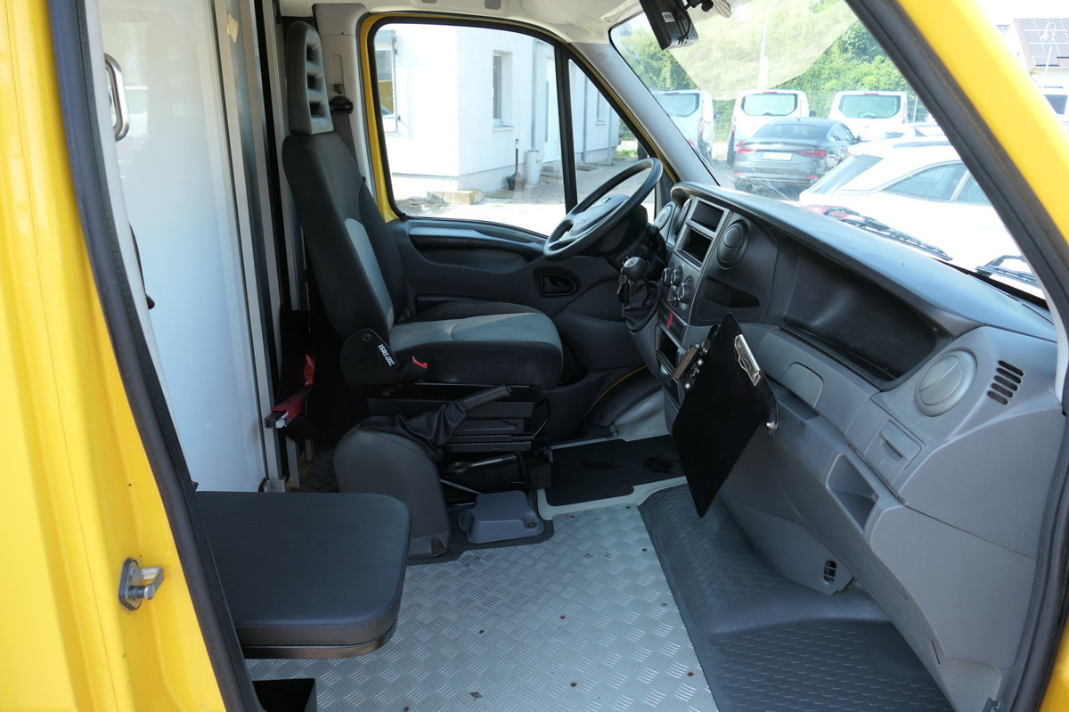 IVECO Daily 35 S11 C30C AUTOMATIK KAMERA Regale LUFT D - Фургон с закрытым кузовом: фото 5 IVECO Daily 35 S11 C30C AUTOMATIK KAMERA Regale LUFT D - Фургон с закрытым кузовом: фото 5