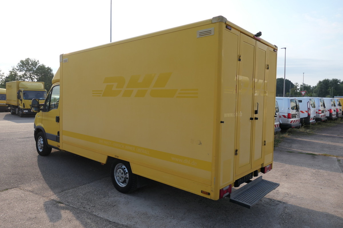 IVECO Daily 35 S11 C30C AUTOMATIK KAMERA Regale LUFT D - Фургон с закрытым кузовом: фото 4 IVECO Daily 35 S11 C30C AUTOMATIK KAMERA Regale LUFT D - Фургон с закрытым кузовом: фото 4