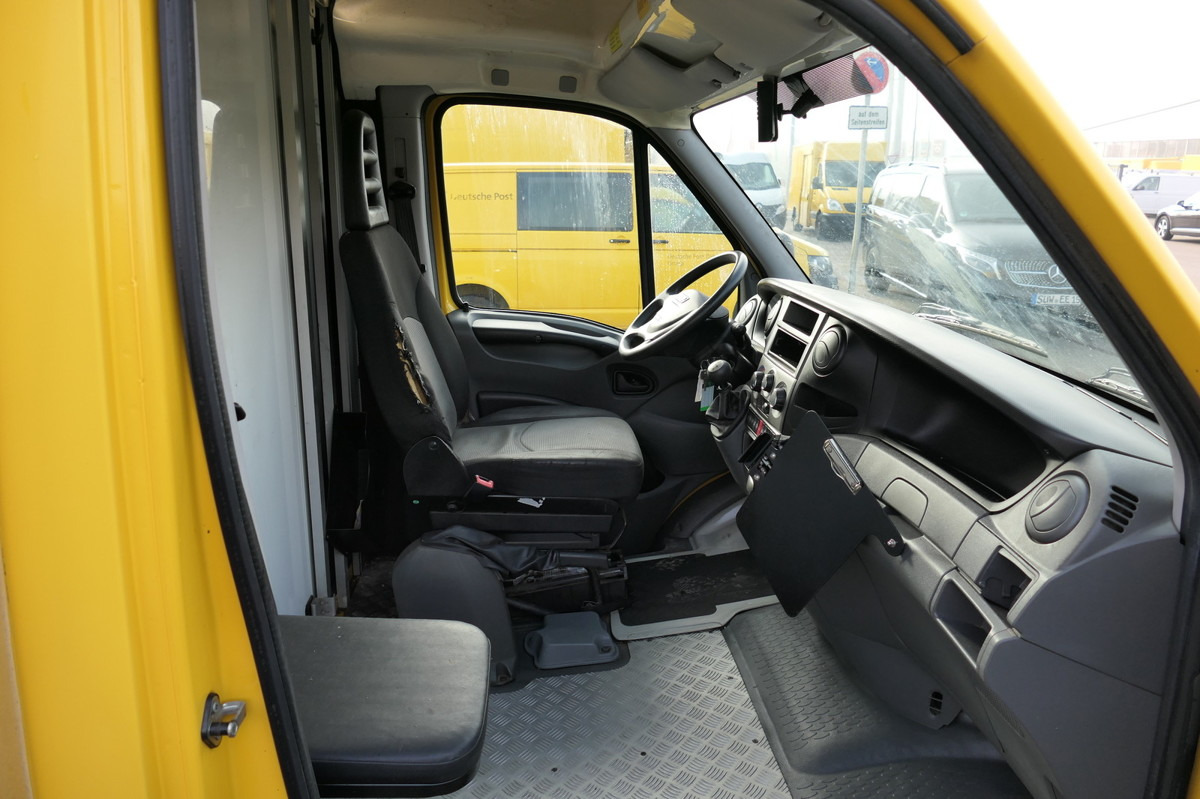 IVECO Daily 35 S11 C30C AUTOMATIK KAMERA Regale LUFT D - Фургон с закрытым кузовом: фото 5 IVECO Daily 35 S11 C30C AUTOMATIK KAMERA Regale LUFT D - Фургон с закрытым кузовом: фото 5