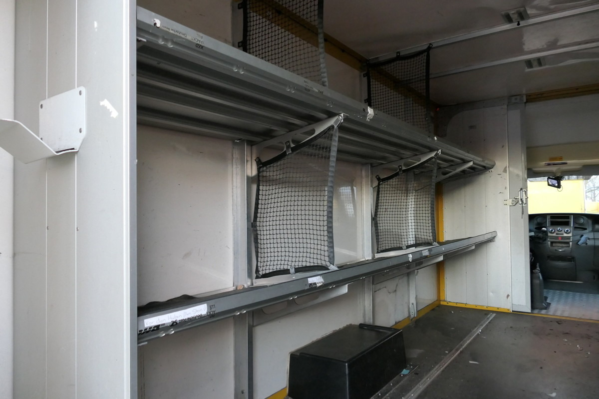 Фургон с закрытым кузовом IVECO Daily 35 S11 C30C AUTOMATIK KAMERA Regale LUFT D: фото 7 Фургон с закрытым кузовом IVECO Daily 35 S11 C30C AUTOMATIK KAMERA Regale LUFT D: фото 7