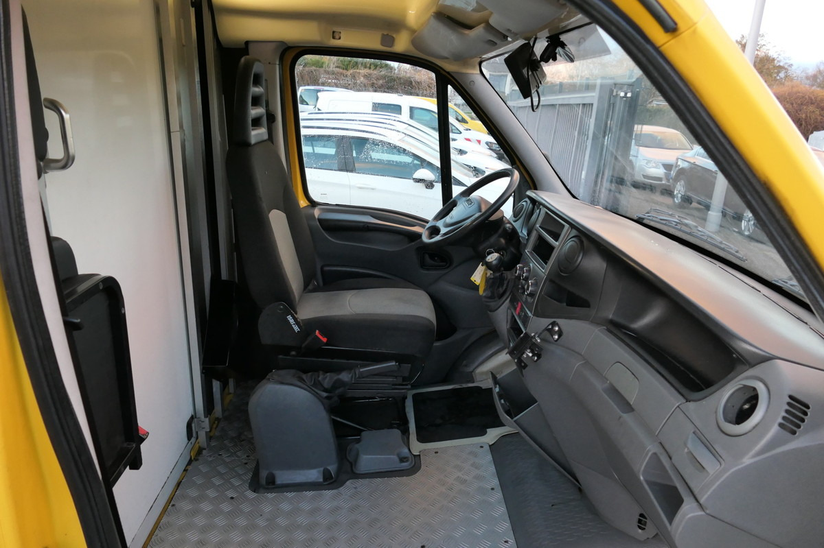 IVECO Daily 35 S11 C30C AUTOMATIK KAMERA Regale LUFT D - Фургон с закрытым кузовом: фото 5 IVECO Daily 35 S11 C30C AUTOMATIK KAMERA Regale LUFT D - Фургон с закрытым кузовом: фото 5
