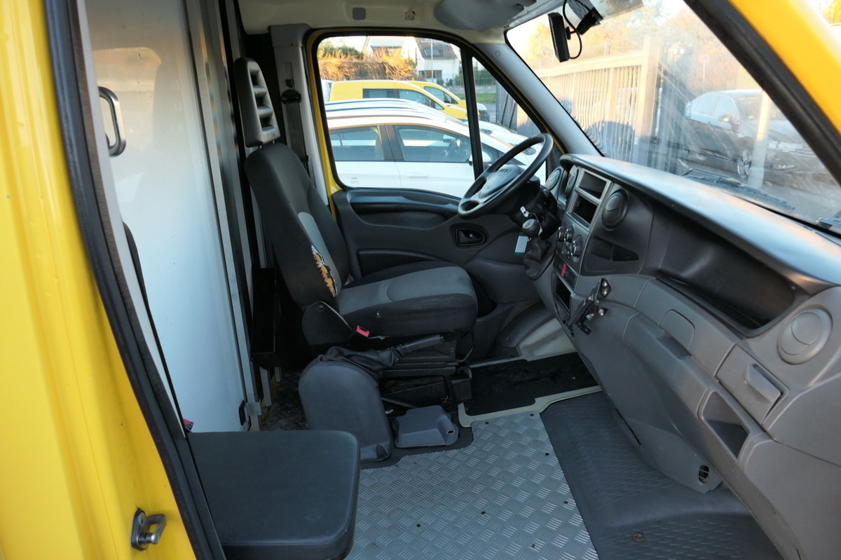 IVECO Daily 35 S11 C30C AUTOMATIK KAMERA Regale LUFT D - Фургон с закрытым кузовом: фото 5 IVECO Daily 35 S11 C30C AUTOMATIK KAMERA Regale LUFT D - Фургон с закрытым кузовом: фото 5
