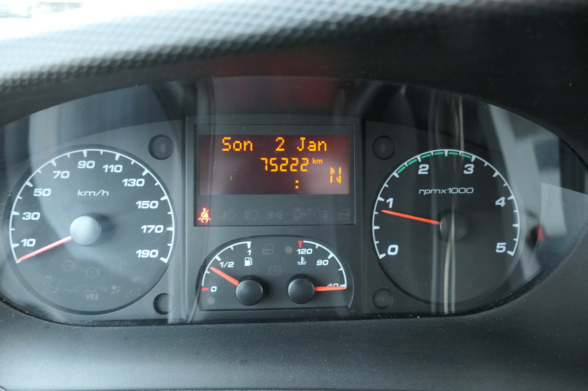 Фургон с закрытым кузовом IVECO Daily 35 S11 C30C AUTOMATIK KAMERA Regale LUFT D: фото 12 Фургон с закрытым кузовом IVECO Daily 35 S11 C30C AUTOMATIK KAMERA Regale LUFT D: фото 12