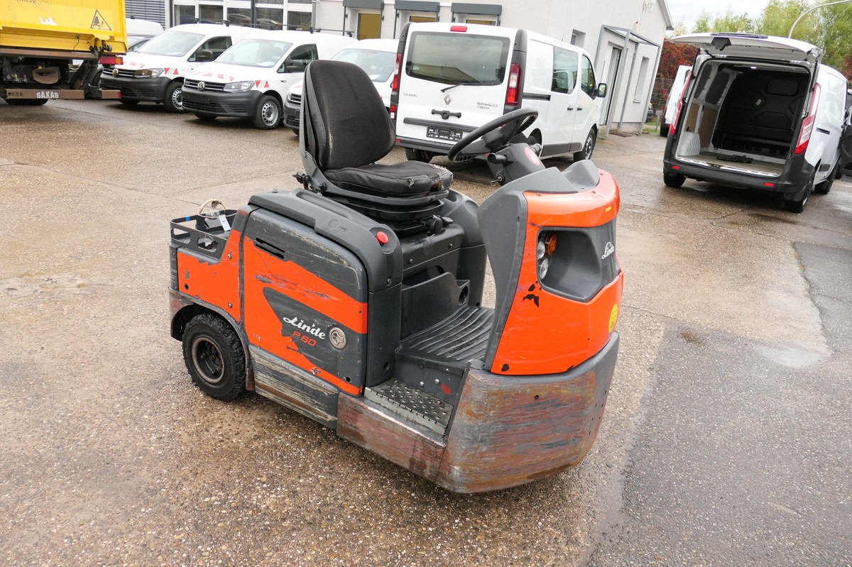 LINDE P 60 Z Schlepper Batterie 25/2017 - Складской тягач: фото 2 LINDE P 60 Z Schlepper Batterie 25/2017 - Складской тягач: фото 2