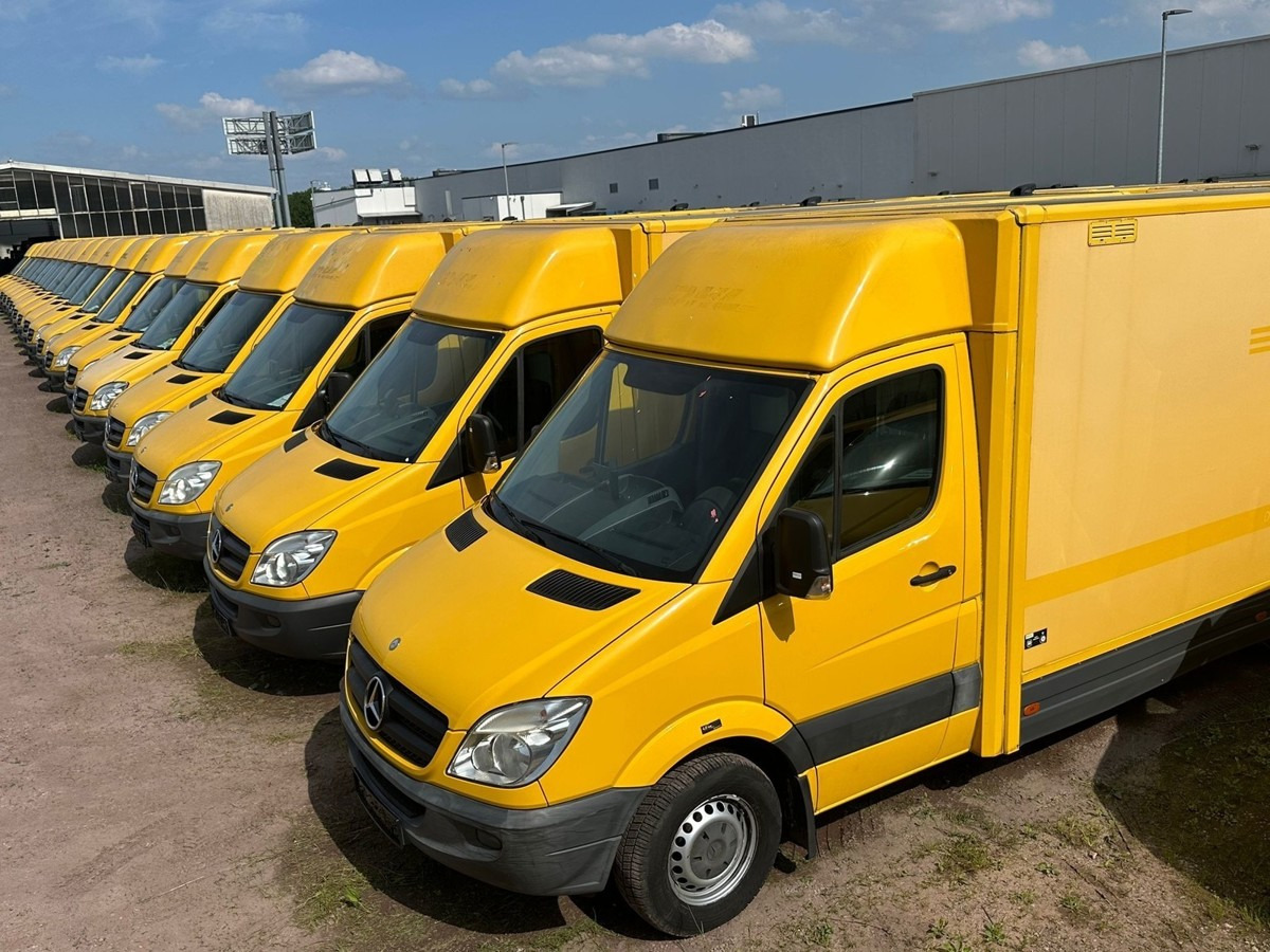 MERCEDES-BENZ SPRINTER 310 CDI MAXI EURO-5 KOFFER REGALE KAMER - Фургон с закрытым кузовом: фото 1 MERCEDES-BENZ SPRINTER 310 CDI MAXI EURO-5 KOFFER REGALE KAMER - Фургон с закрытым кузовом: фото 1