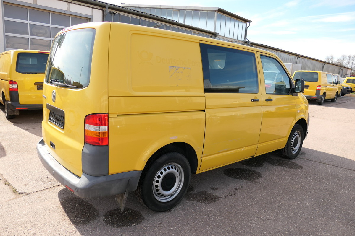 VW T5 Transporter 1.9 TDI PARKTRONIK 2xSCHIEBETÜR - Легковой фургон: фото 4 VW T5 Transporter 1.9 TDI PARKTRONIK 2xSCHIEBETÜR - Легковой фургон: фото 4