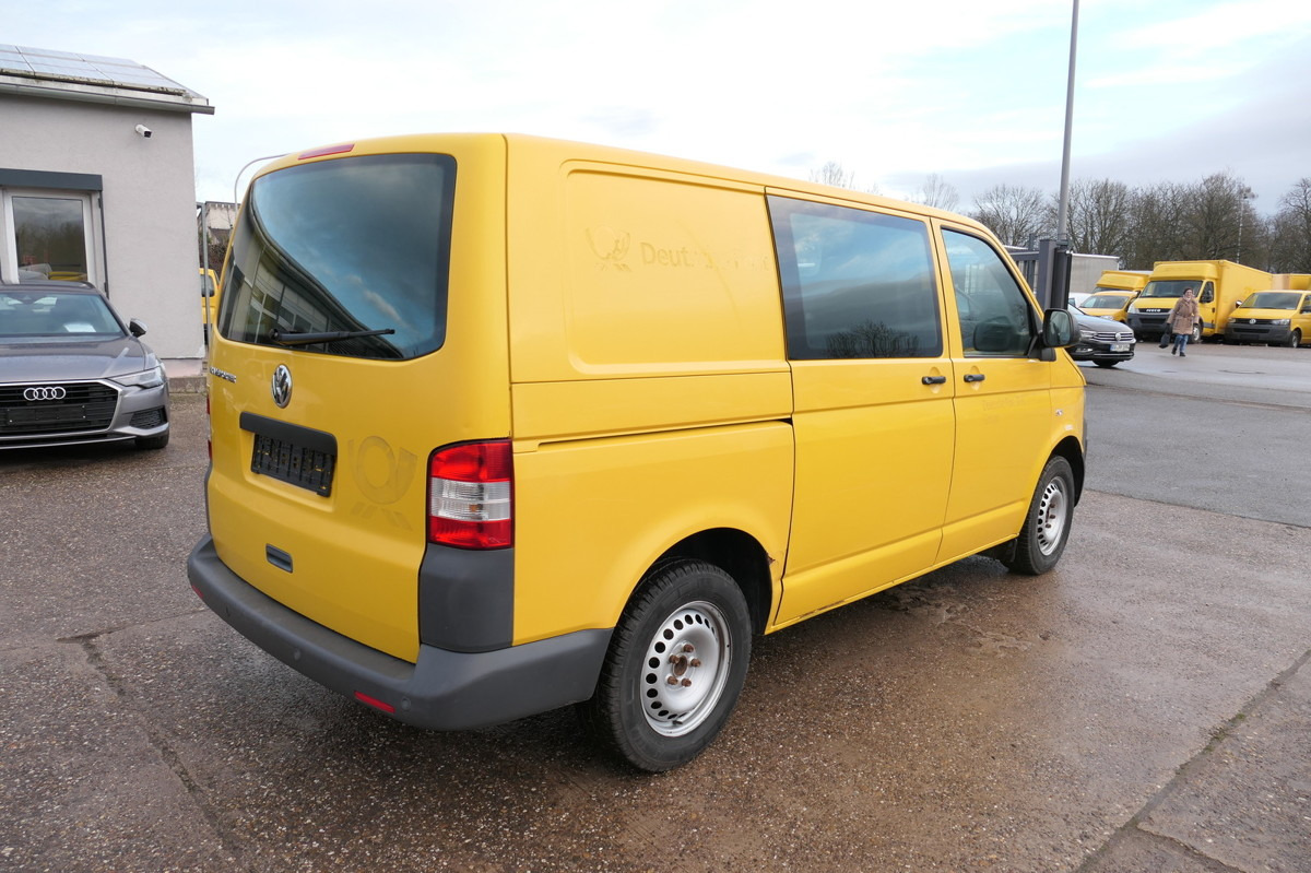 VW T5 Transporter 2.0 TDI EURO-5 2xSCHIEBETÜR PARKT - Легковой фургон: фото 4 VW T5 Transporter 2.0 TDI EURO-5 2xSCHIEBETÜR PARKT - Легковой фургон: фото 4