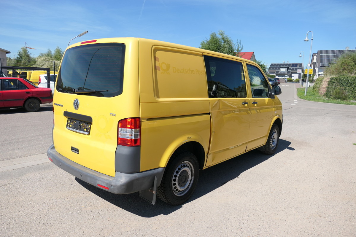 VW T5 Transporter 2.0 TDI EURO-5 2xSCHIEBETÜR PARKT - Легковой фургон: фото 4 VW T5 Transporter 2.0 TDI EURO-5 2xSCHIEBETÜR PARKT - Легковой фургон: фото 4