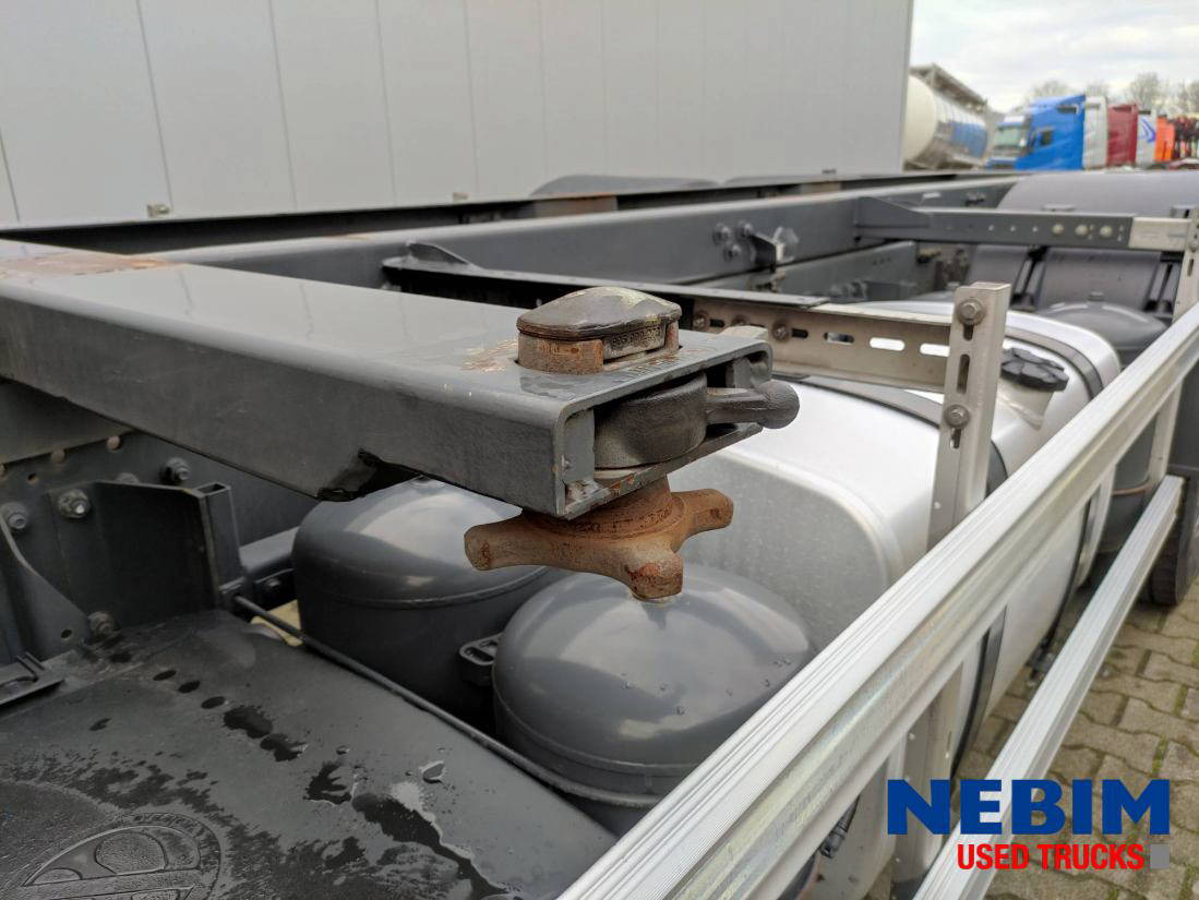 Грузовик-шасси DAF CF 370 6x2 ADR/VLG - AT - 20" Twist locks: фото 18