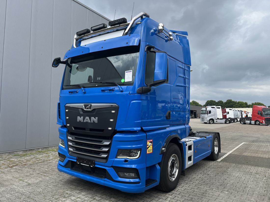 MAN TGX 18.510 4x2 - Intarder Full airsuspension - Тягач: фото 1 MAN TGX 18.510 4x2 - Intarder Full airsuspension - Тягач: фото 1