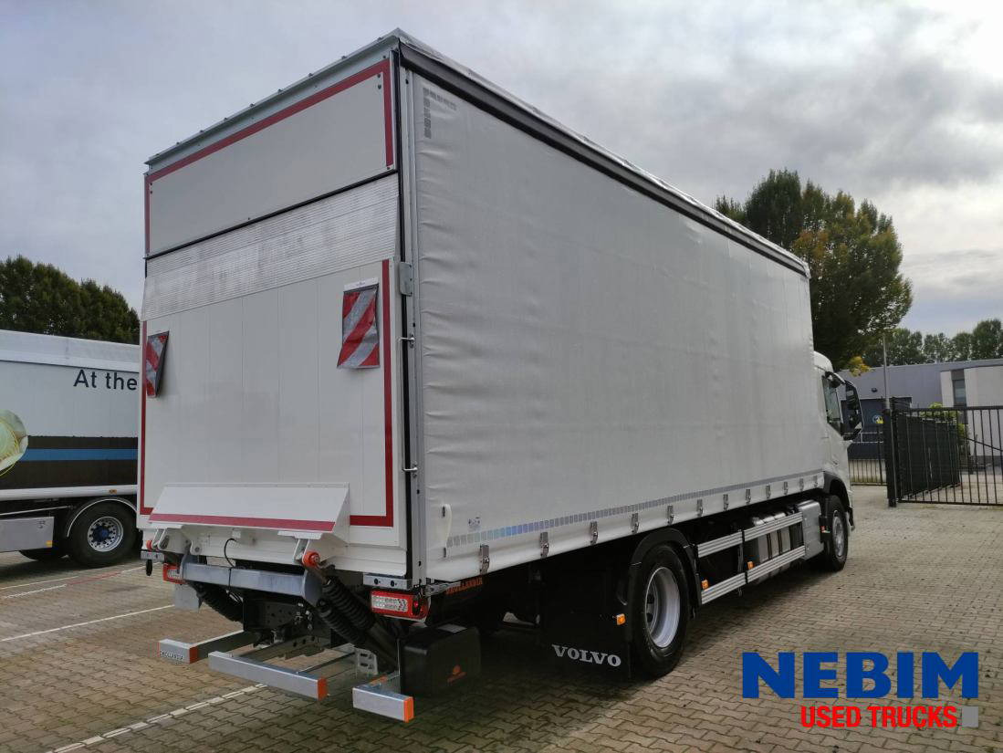 Volvo FM 330 4X2 - Тентованный грузовик: фото 2 Volvo FM 330 4X2 - Тентованный грузовик: фото 2