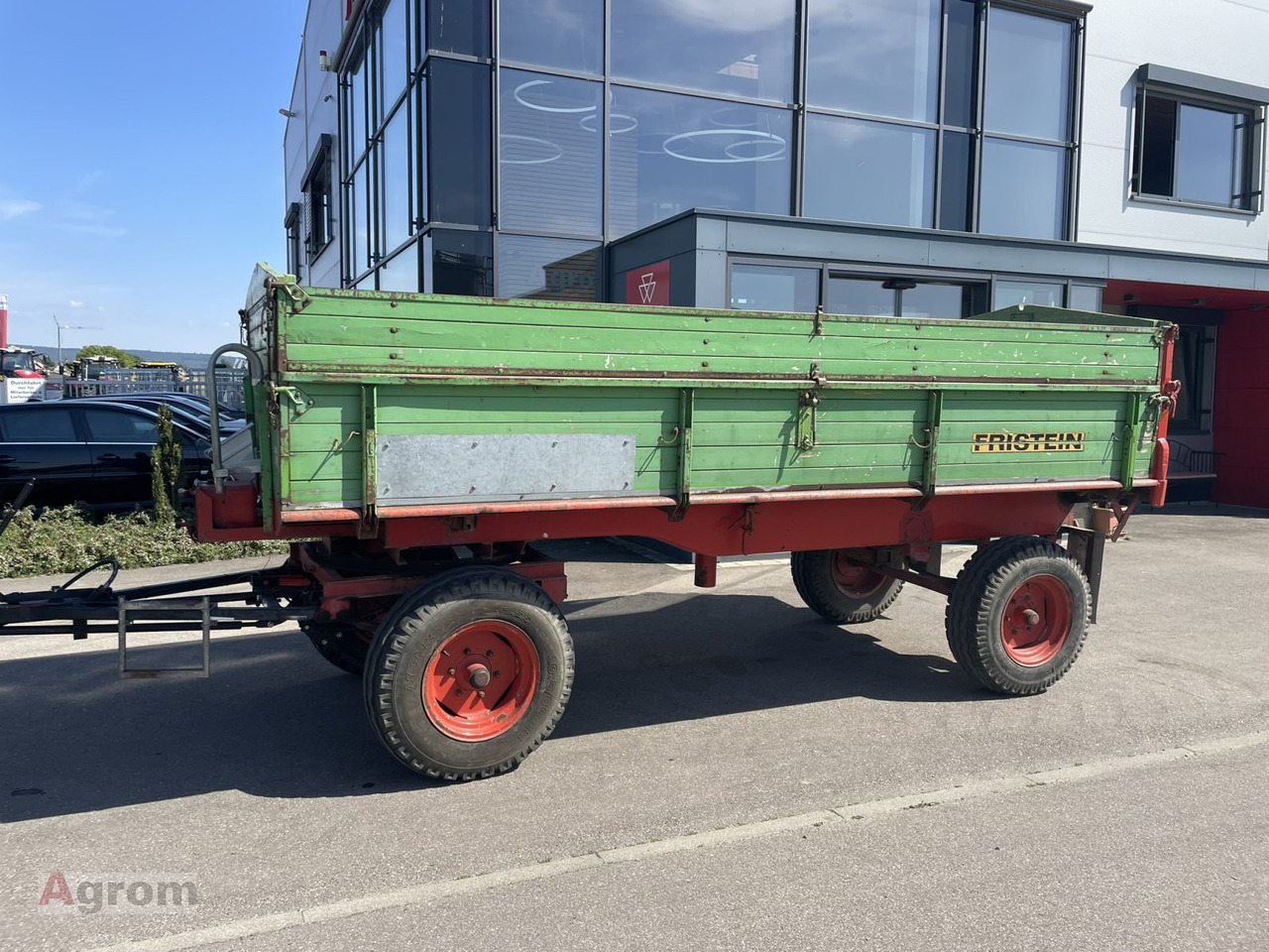 Fristein DK 55 - Сельскохозяйственный прицеп-самосвал: фото 2 Fristein DK 55 - Сельскохозяйственный прицеп-самосвал: фото 2