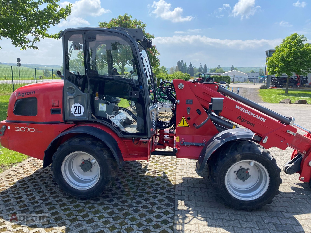 Weidemann 3070 CX60 LP T - Компактный фронтальный погрузчик: фото 2 Weidemann 3070 CX60 LP T - Компактный фронтальный погрузчик: фото 2