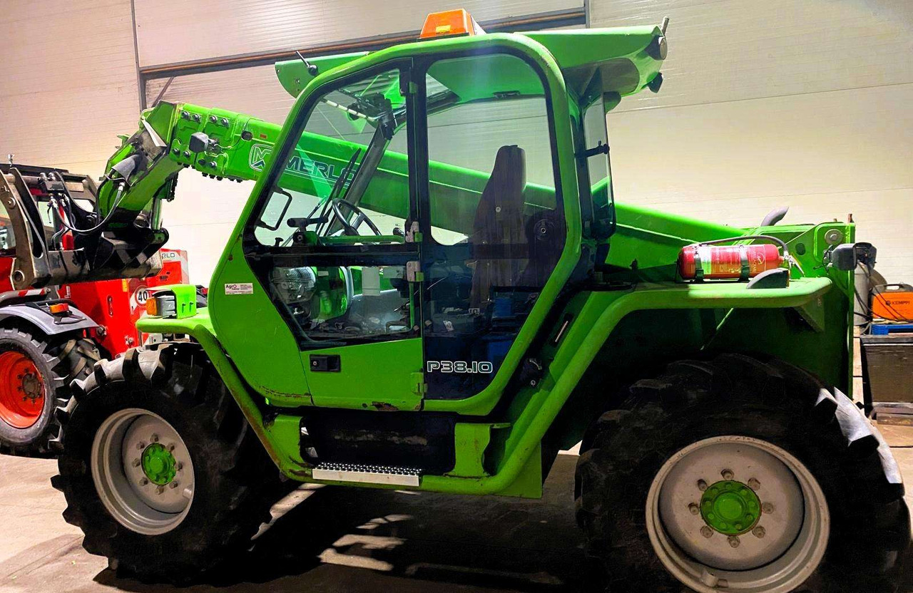 Merlo P38.10 - Телескопический погрузчик: фото 2 Merlo P38.10 - Телескопический погрузчик: фото 2