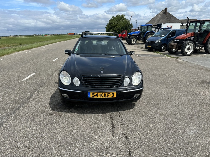 Mercedes-Benz E-Klasse 240 - Легковой автомобиль: фото 2 Mercedes-Benz E-Klasse 240 - Легковой автомобиль: фото 2