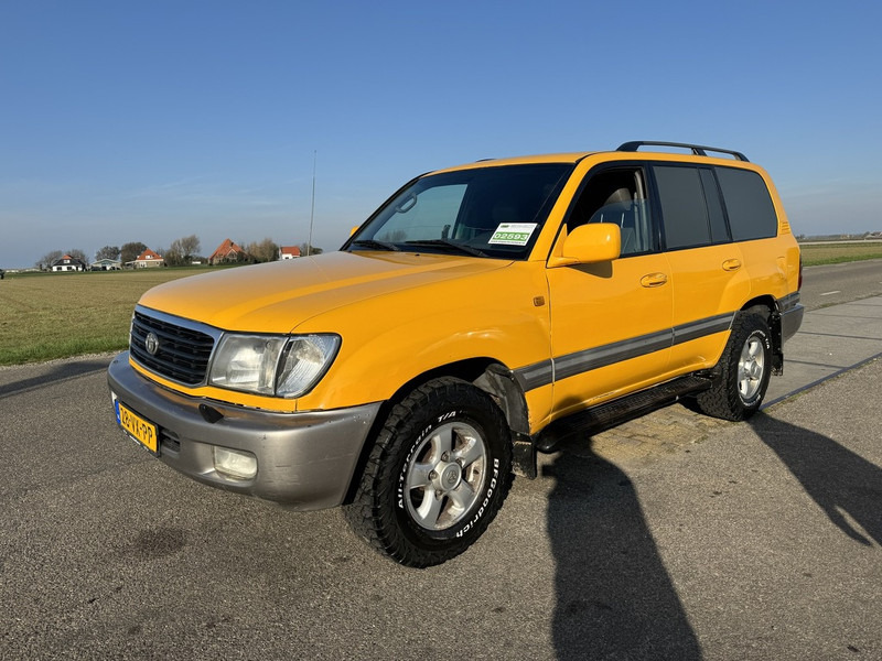 Toyota Land Cruiser - Легковой автомобиль: фото 1 Toyota Land Cruiser - Легковой автомобиль: фото 1