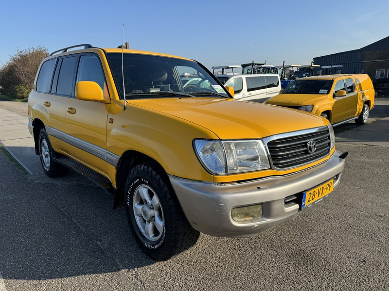 Toyota Land Cruiser - Легковой автомобиль: фото 3 Toyota Land Cruiser - Легковой автомобиль: фото 3