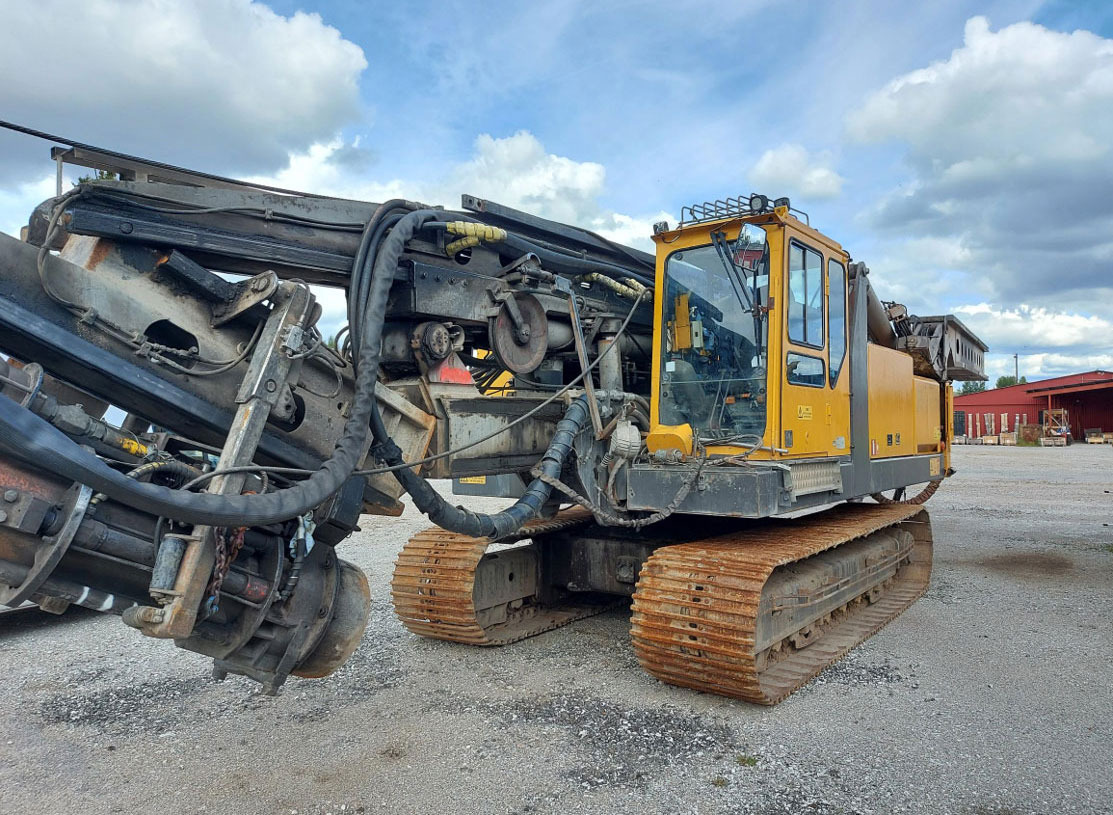 Banut 650 - Сваебойная установка: фото 1 Banut 650 - Сваебойная установка: фото 1