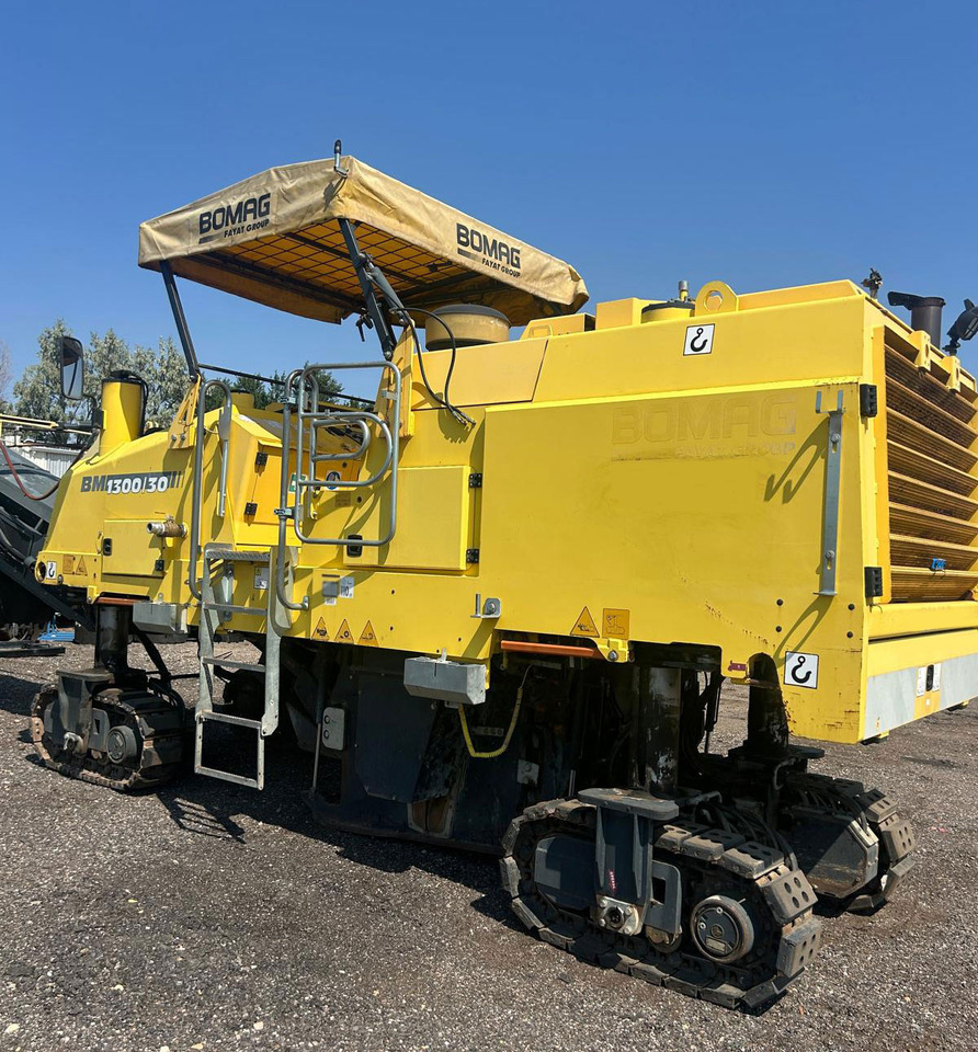 Bomag BM 1300/30 - Дорожная фреза: фото 3 Bomag BM 1300/30 - Дорожная фреза: фото 3