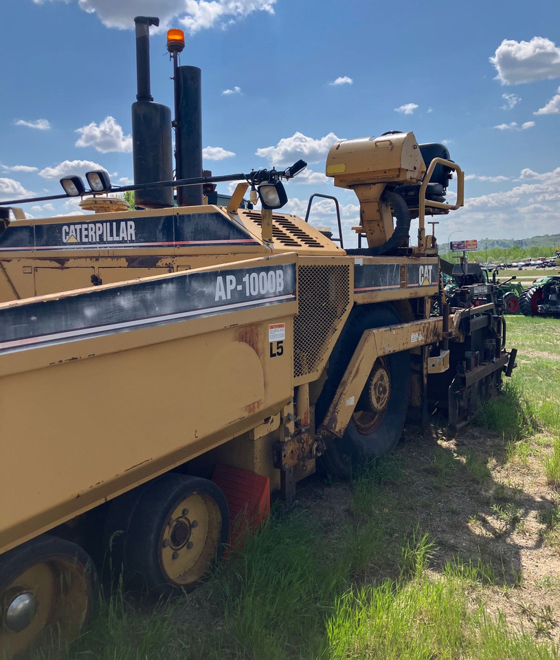 Caterpillar AP1000B - Асфальтоукладчик: фото 3 Caterpillar AP1000B - Асфальтоукладчик: фото 3