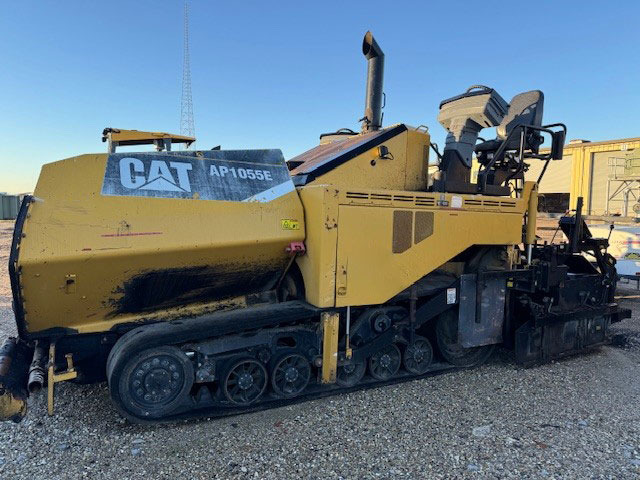 Caterpillar AP1055E - Асфальтоукладчик: фото 1 Caterpillar AP1055E - Асфальтоукладчик: фото 1