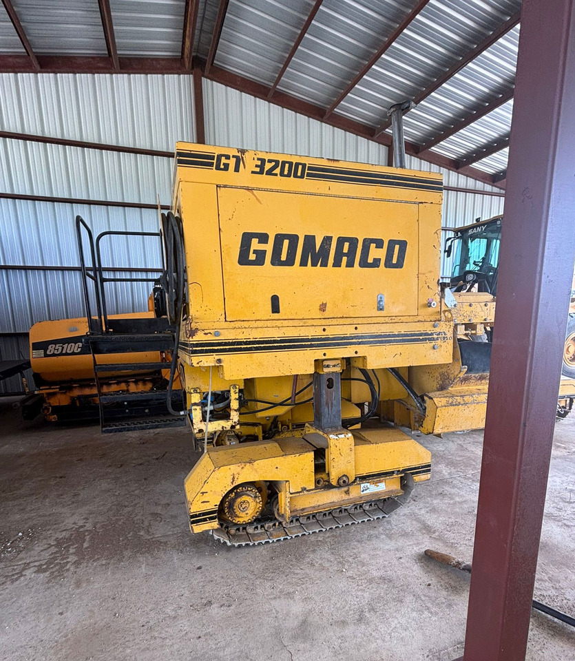 Gomaco GT-3200 - Асфальтоукладчик: фото 3 Gomaco GT-3200 - Асфальтоукладчик: фото 3