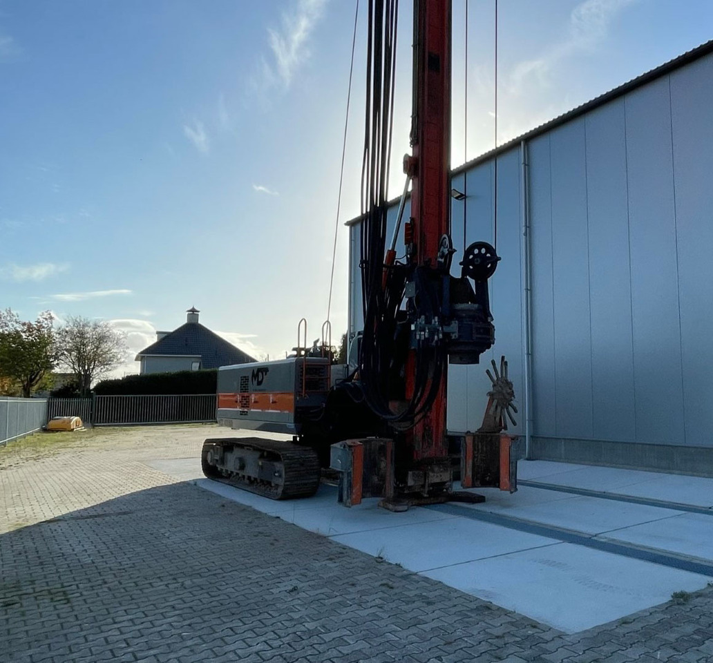 MDT 400BP - Сваебойная установка: фото 4 MDT 400BP - Сваебойная установка: фото 4