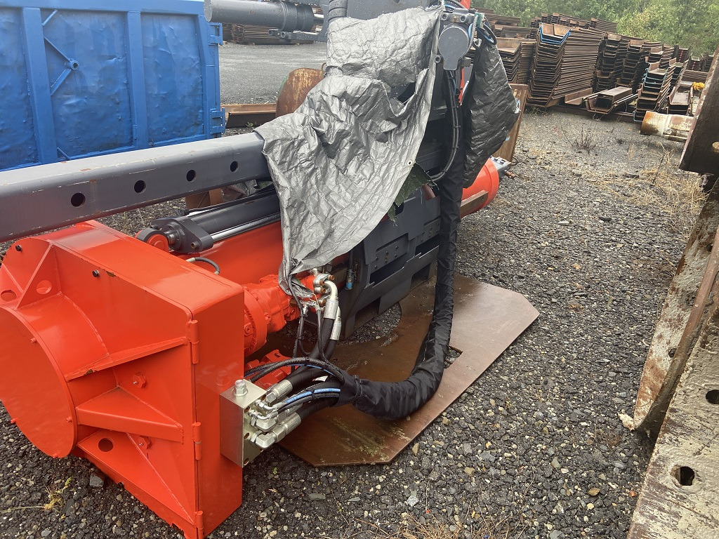 Movax TAD-32 - Сваебойная установка: фото 4 Movax TAD-32 - Сваебойная установка: фото 4