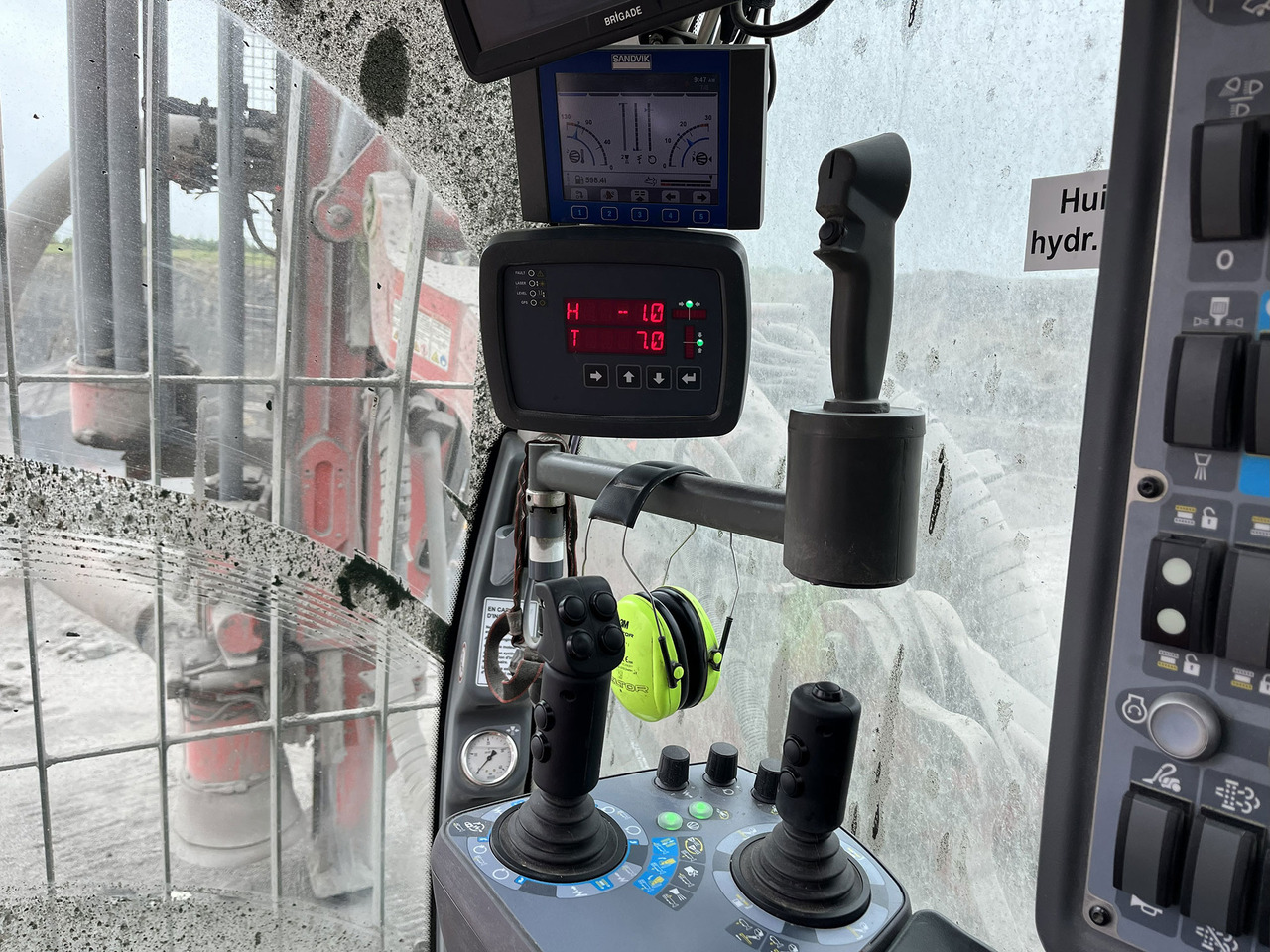 Sandvik DI550 - Буровая машина: фото 5 Sandvik DI550 - Буровая машина: фото 5