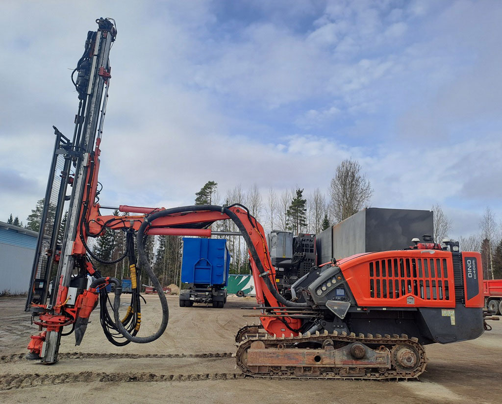 Sandvik Dino DC400Ri - Буровая машина: фото 2 Sandvik Dino DC400Ri - Буровая машина: фото 2