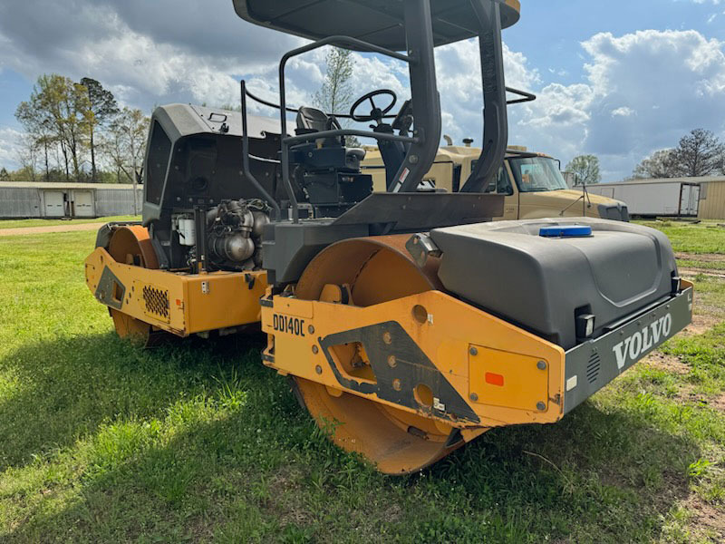 Volvo DD140C - Каток: фото 1 Volvo DD140C - Каток: фото 1