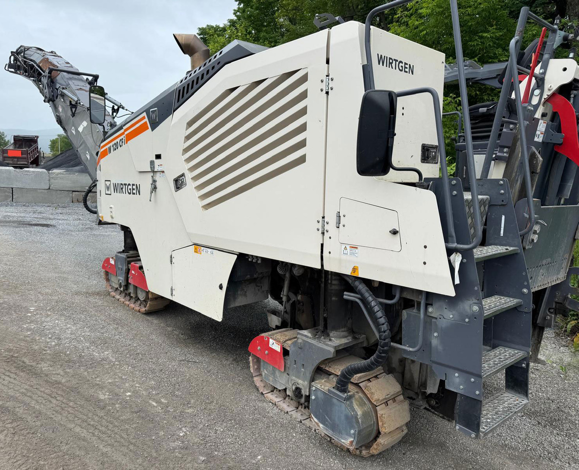 Wirtgen W 120 CFI - Дорожная фреза: фото 1 Wirtgen W 120 CFI - Дорожная фреза: фото 1