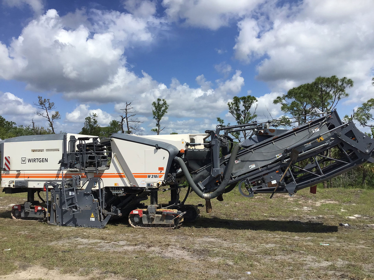 Wirtgen W 210 i - Дорожная фреза: фото 2 Wirtgen W 210 i - Дорожная фреза: фото 2