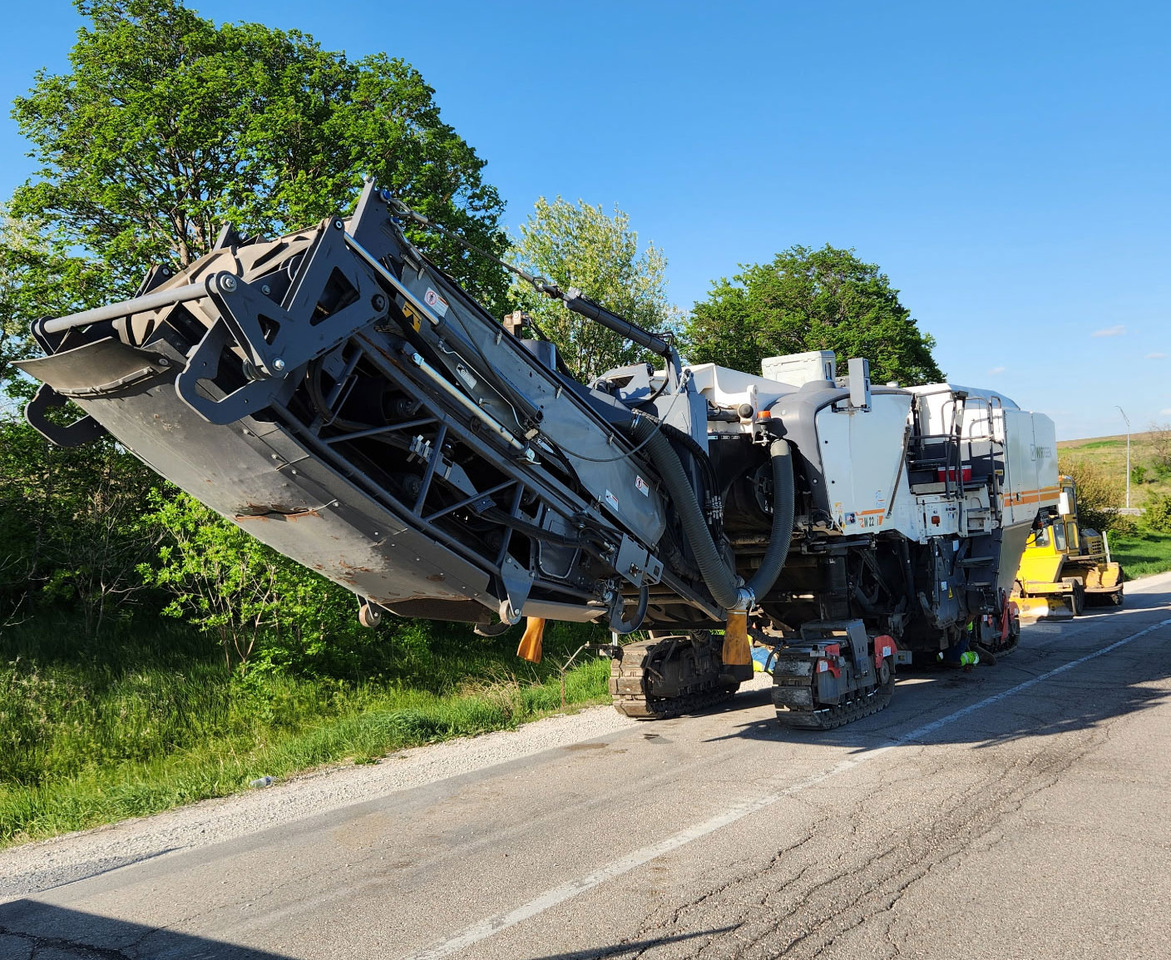 Wirtgen W 220 I - Дорожная фреза: фото 3 Wirtgen W 220 I - Дорожная фреза: фото 3