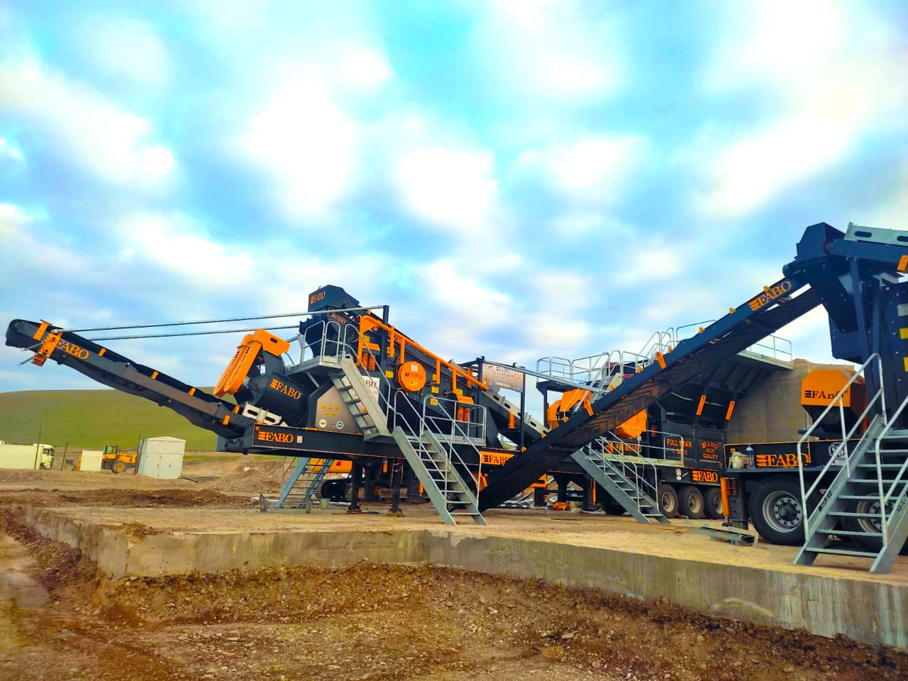 FABO Mobile crusher - Мобильная дробилка: фото 3 FABO Mobile crusher - Мобильная дробилка: фото 3