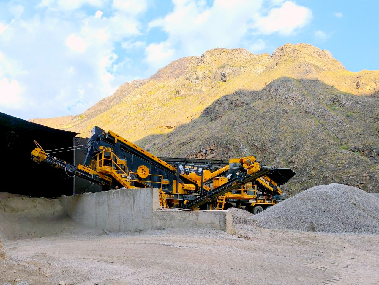 FABO mining machinery - crushing plant - Горнодобывающая техника: фото 1 FABO mining machinery - crushing plant - Горнодобывающая техника: фото 1