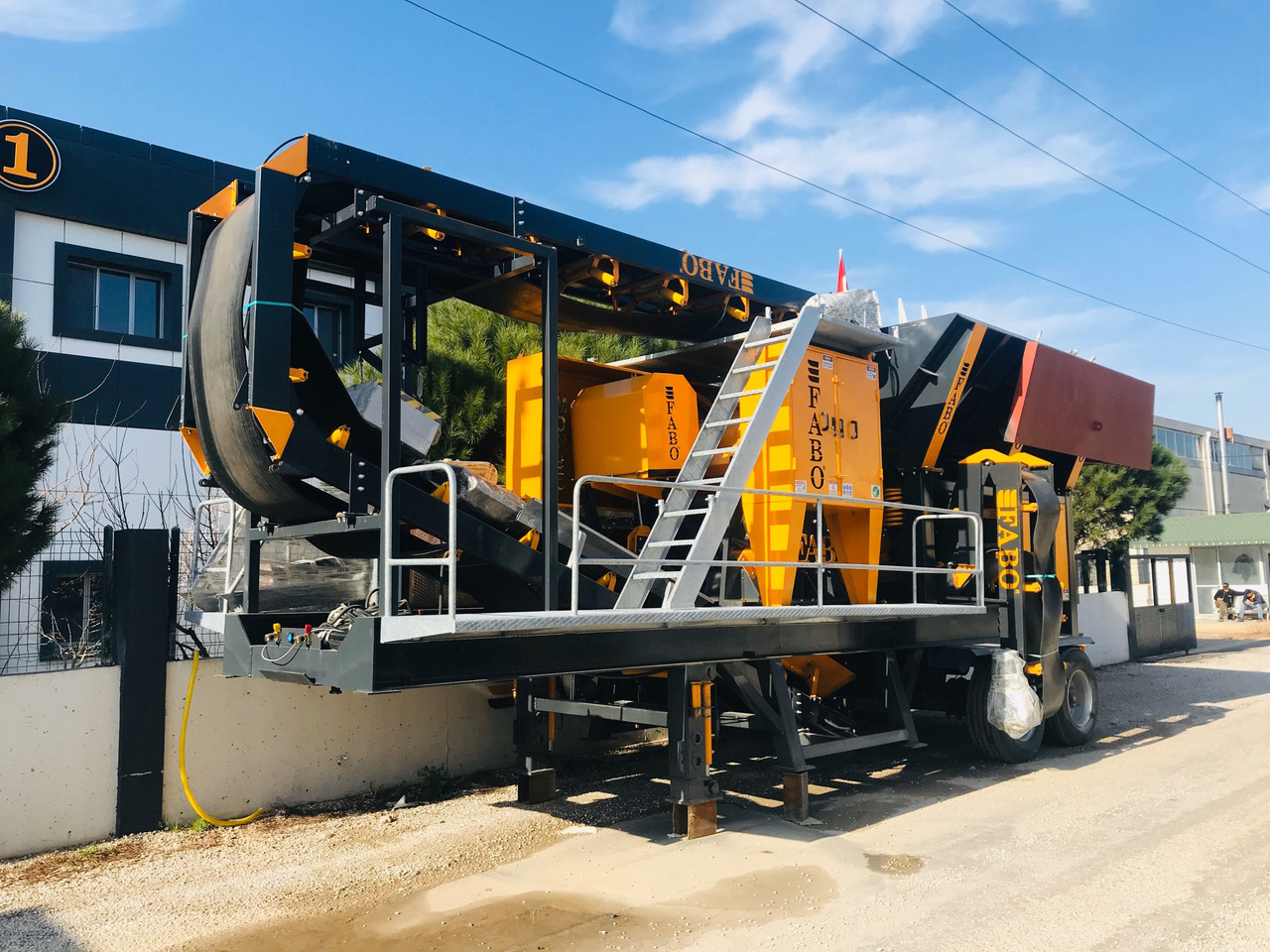 FABO mobile jaw crusher - Щековая дробилка: фото 2 FABO mobile jaw crusher - Щековая дробилка: фото 2