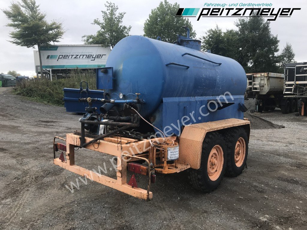 BATHE TANDEMANHÄNGER Bitum / Teerkocher 3,5 m³ Hatz Diesel-Motor 1 B 40 - Гудронатор: фото 1 BATHE TANDEMANHÄNGER Bitum / Teerkocher 3,5 m³ Hatz Diesel-Motor 1 B 40 - Гудронатор: фото 1