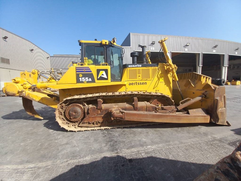 Komatsu D155-6R (4 pieces available in Abu Dhabi) - Бульдозер: фото 4 Komatsu D155-6R (4 pieces available in Abu Dhabi) - Бульдозер: фото 4