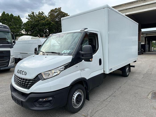 Iveco 35S16 - Фургон с закрытым кузовом: фото 2 Iveco 35S16 - Фургон с закрытым кузовом: фото 2