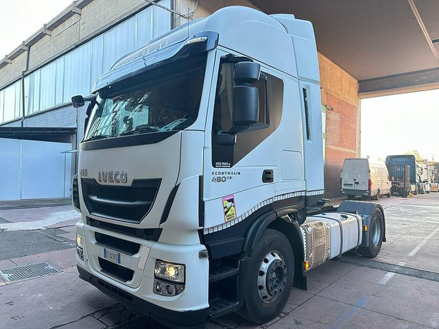 Iveco AS440E48 - Тягач: фото 1 Iveco AS440E48 - Тягач: фото 1